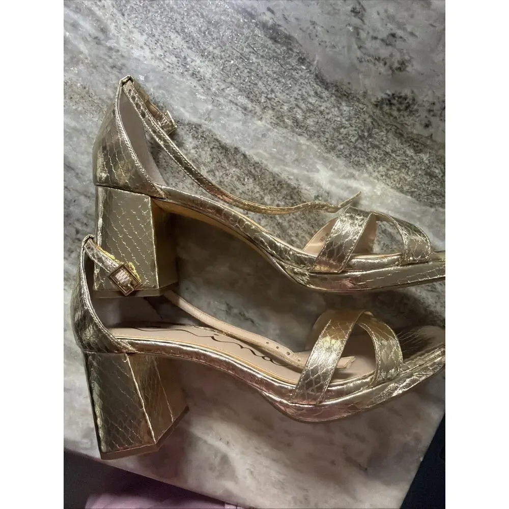 NINA WOMENS GOLD PATENT PLATFORM HEELs SIZE 7 (SRS2)